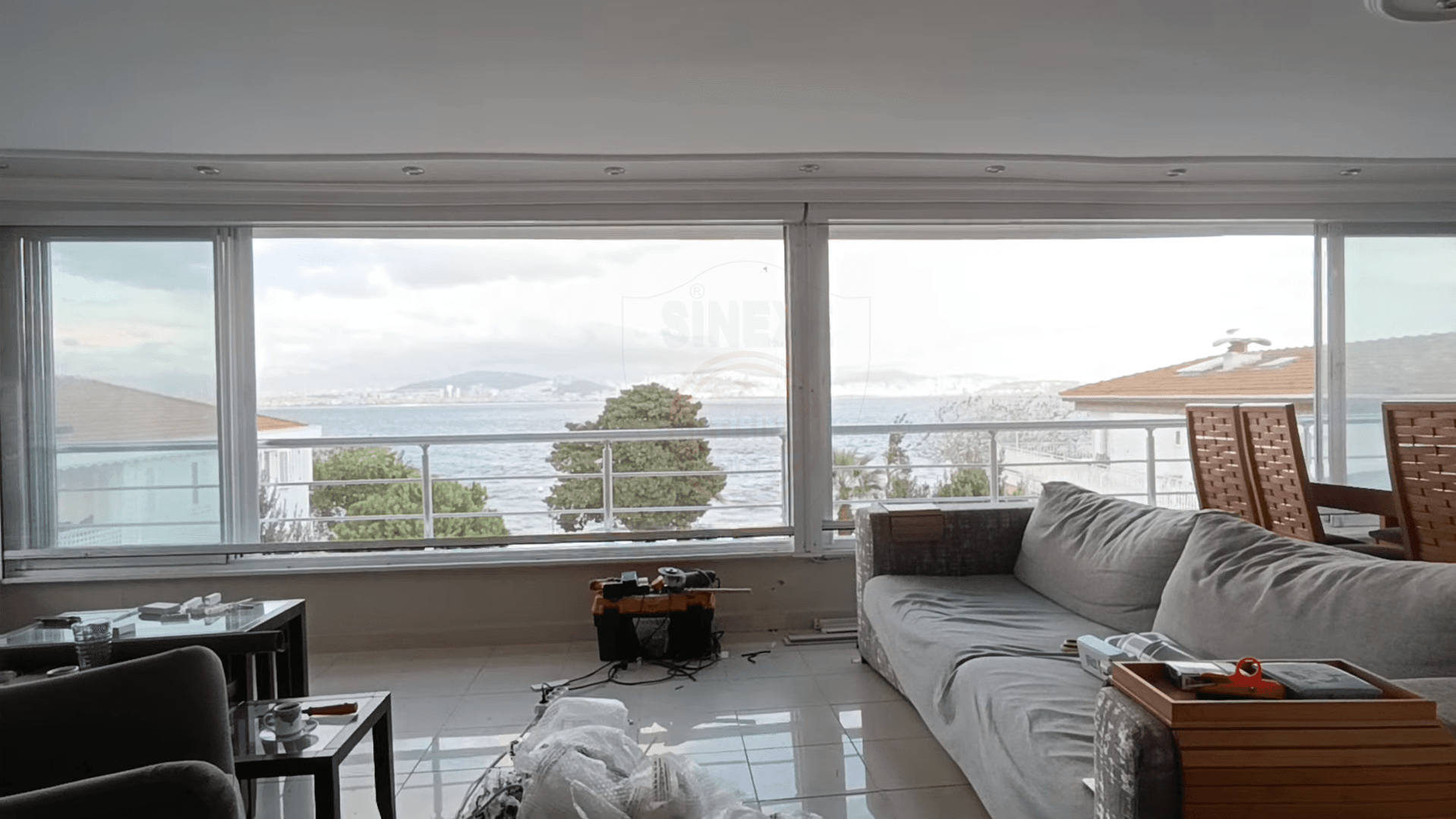 Ev Tipi Paslanmaz Çelik Telli Motorlu Sineklik