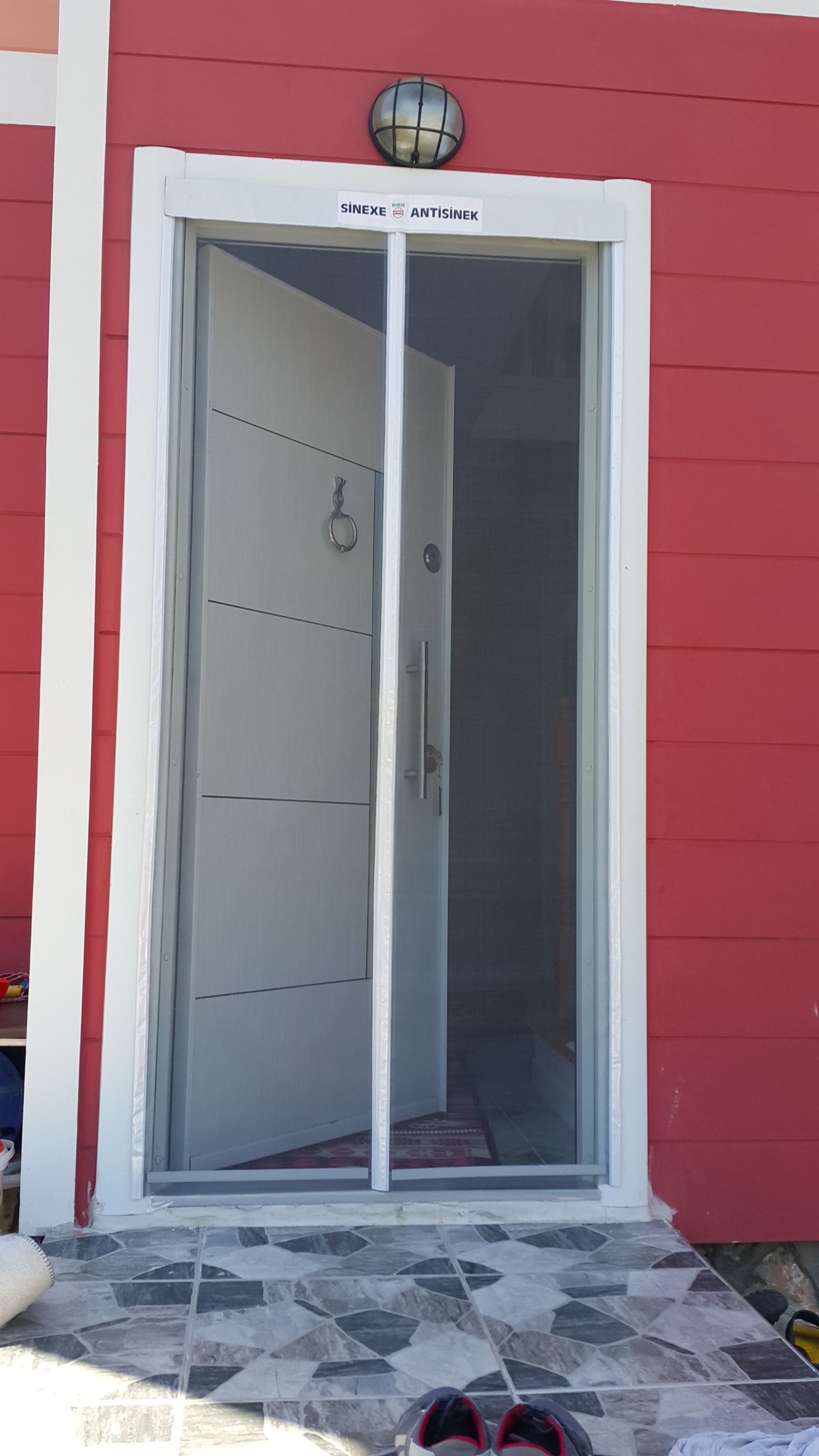 Isıya Dayanıklı Mıknatıslı Sineklik